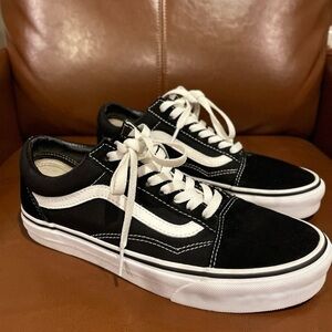 Vans Old Skool Classic Black and White Sneakers